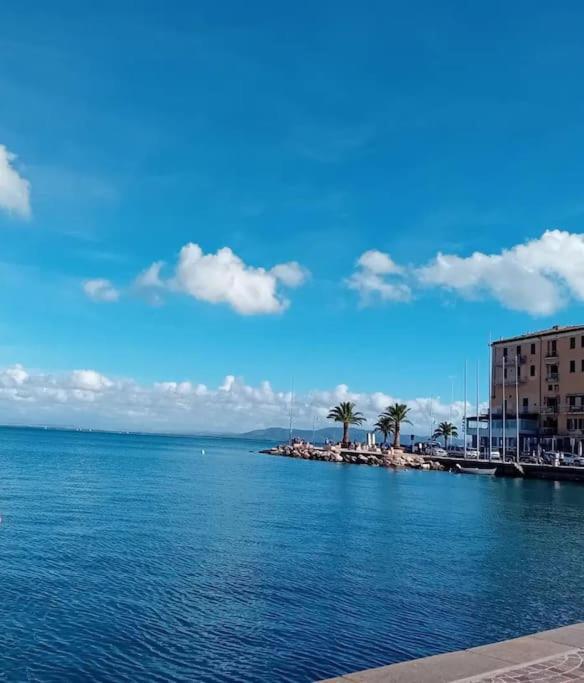 Sweet Liana Un Tuffo Nel Cuore Del Paese Porto Santo Stefano  Exteriör bild